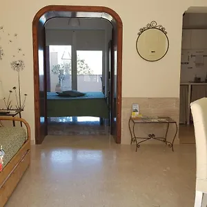 https://casa-nonna-mirka.taorminaitalyhotels.com