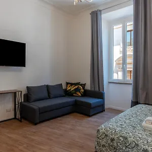 Cs Termini Nazionale Apartamento Roma